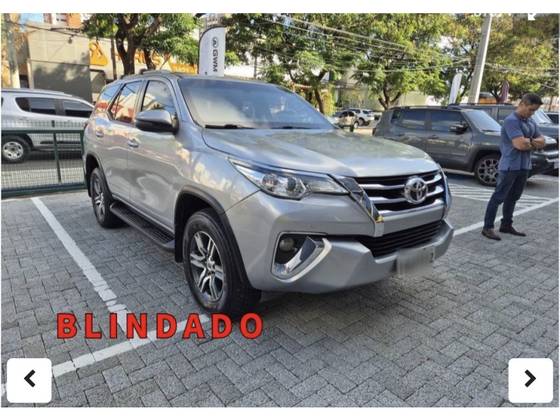 TOYOTA HILUX SW4 2.7 SRV 7 LUGARES 4X2 16V FLEX 4P AUTOMÁTICO